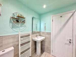 Photo 7- click for photo gallery